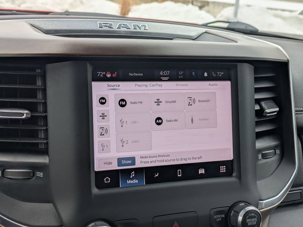 2022 RAM 1500 Laramie Crew Cab 4x4 5'7" Box