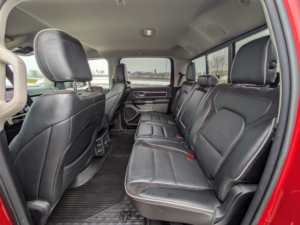 2022 RAM 1500 Laramie Crew Cab 4x4 5'7" Box