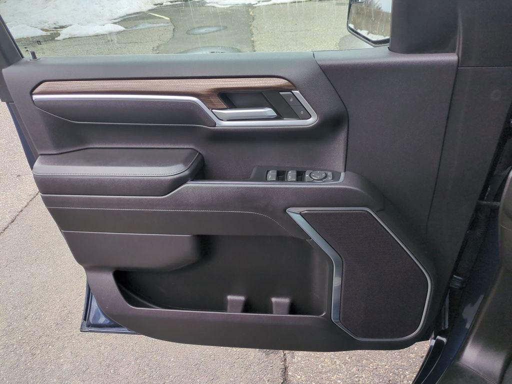 2022 Chevrolet Silverado 1500 LT (2FL)