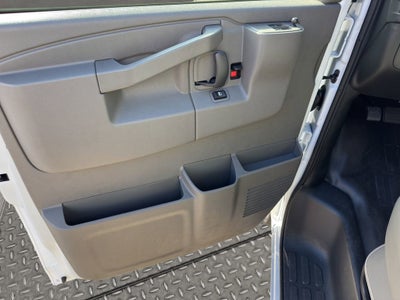 2025 Chevrolet Express Cargo 3500 WT