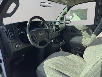 2025 Chevrolet Express Cargo 3500 WT