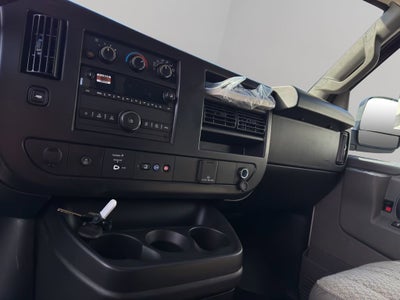 2025 Chevrolet Express Cargo 3500 WT