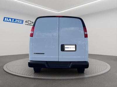 2025 Chevrolet Express Cargo 3500 WT