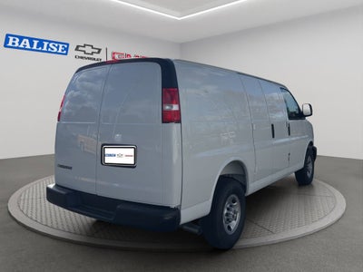 2025 Chevrolet Express Cargo 3500 WT