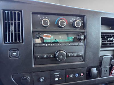 2025 GMC Savana Cutaway 3500 1WT