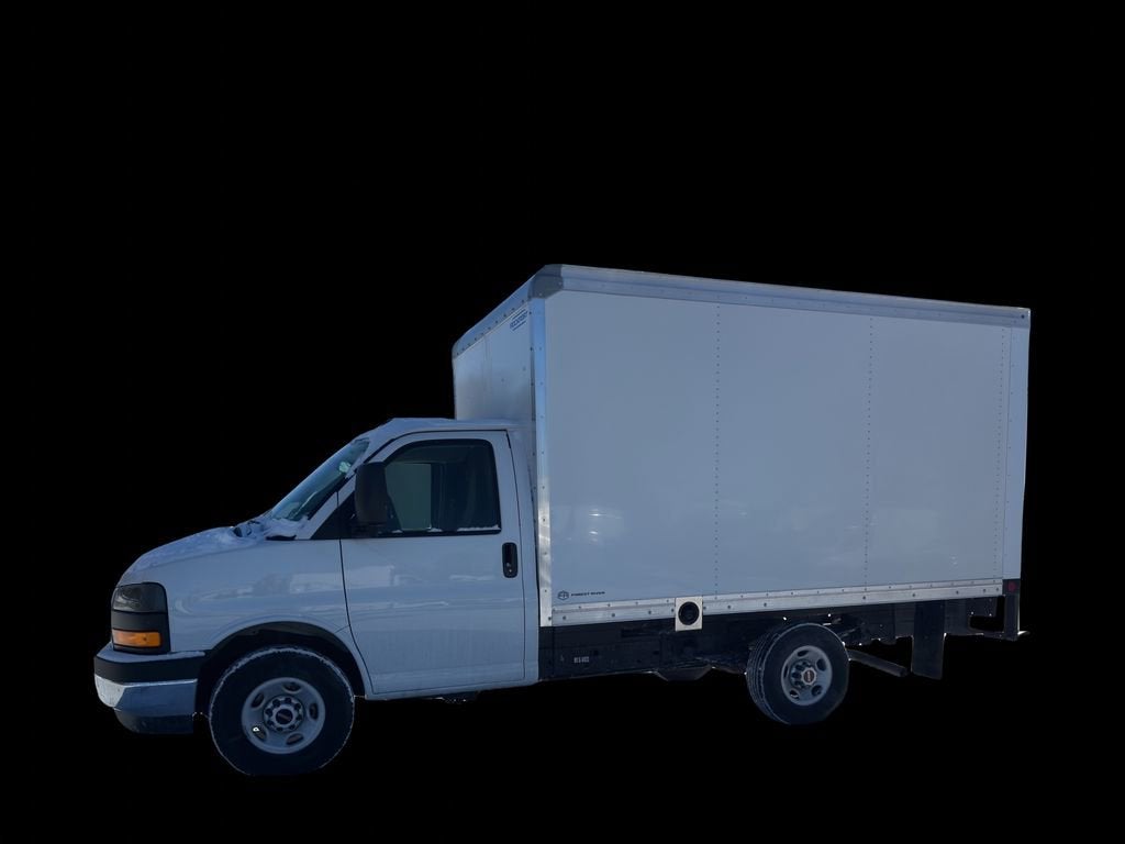 2025 GMC Savana Cutaway 3500 1WT