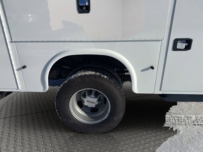 2025 GMC Sierra 3500 HD Chassis Cab Pro