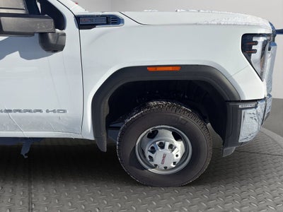 2025 GMC Sierra 3500 HD Chassis Cab Pro