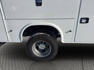 2025 GMC Sierra 3500 HD Chassis Cab Pro