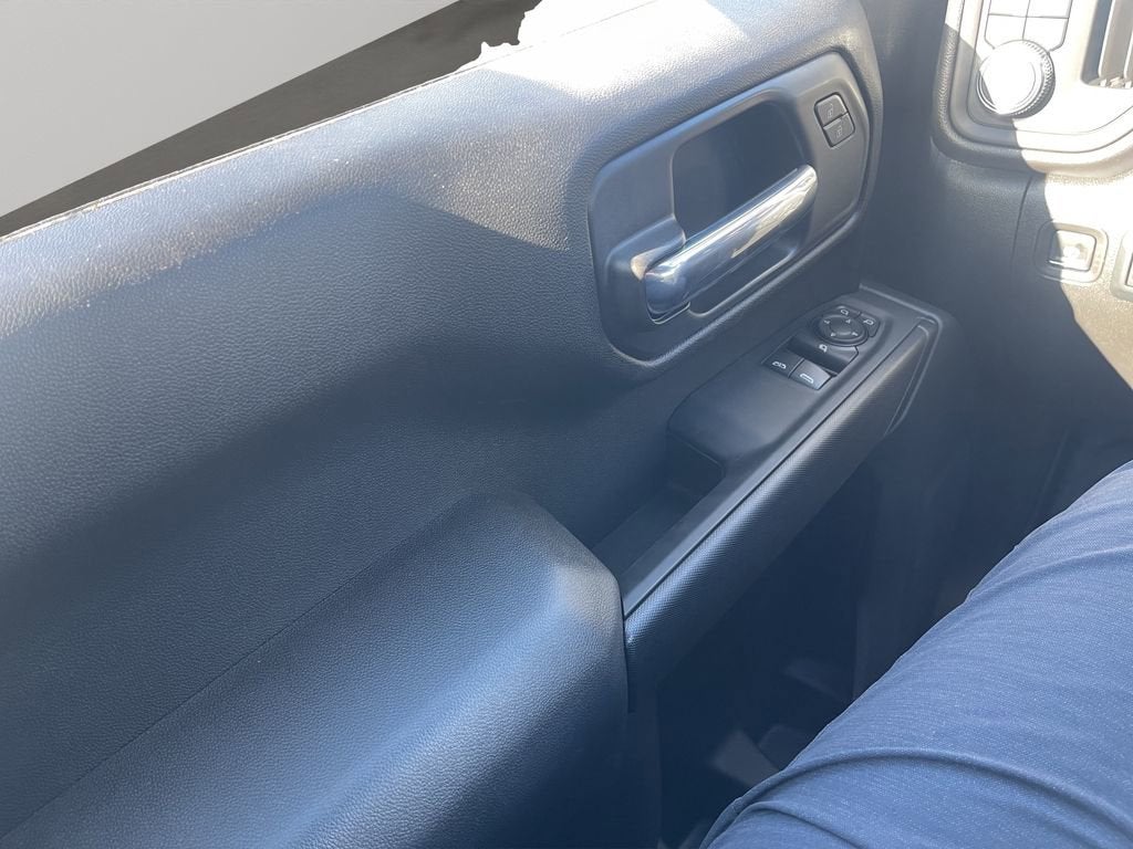 2025 GMC Sierra 3500 HD Chassis Cab Pro