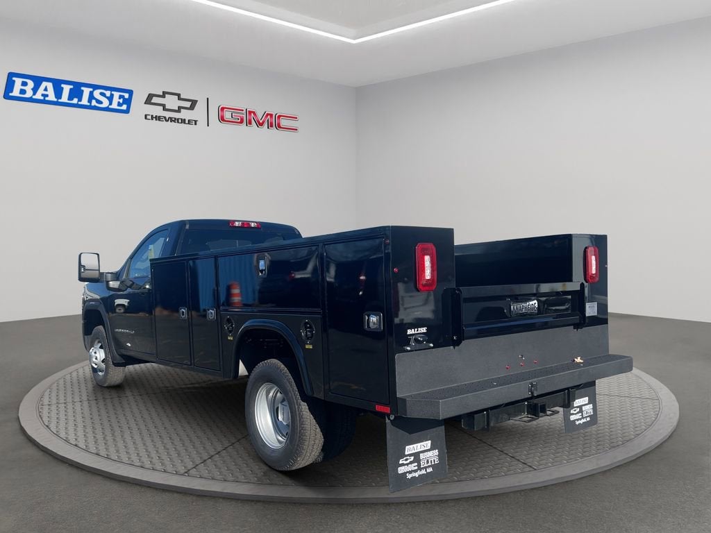 2025 GMC Sierra 3500 HD Chassis Cab Pro