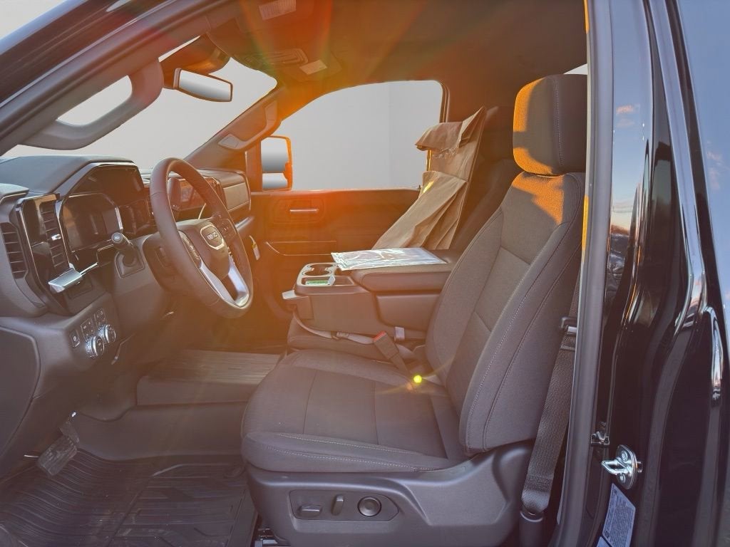 2026 GMC Sierra 3500 HD Chassis Cab SLE