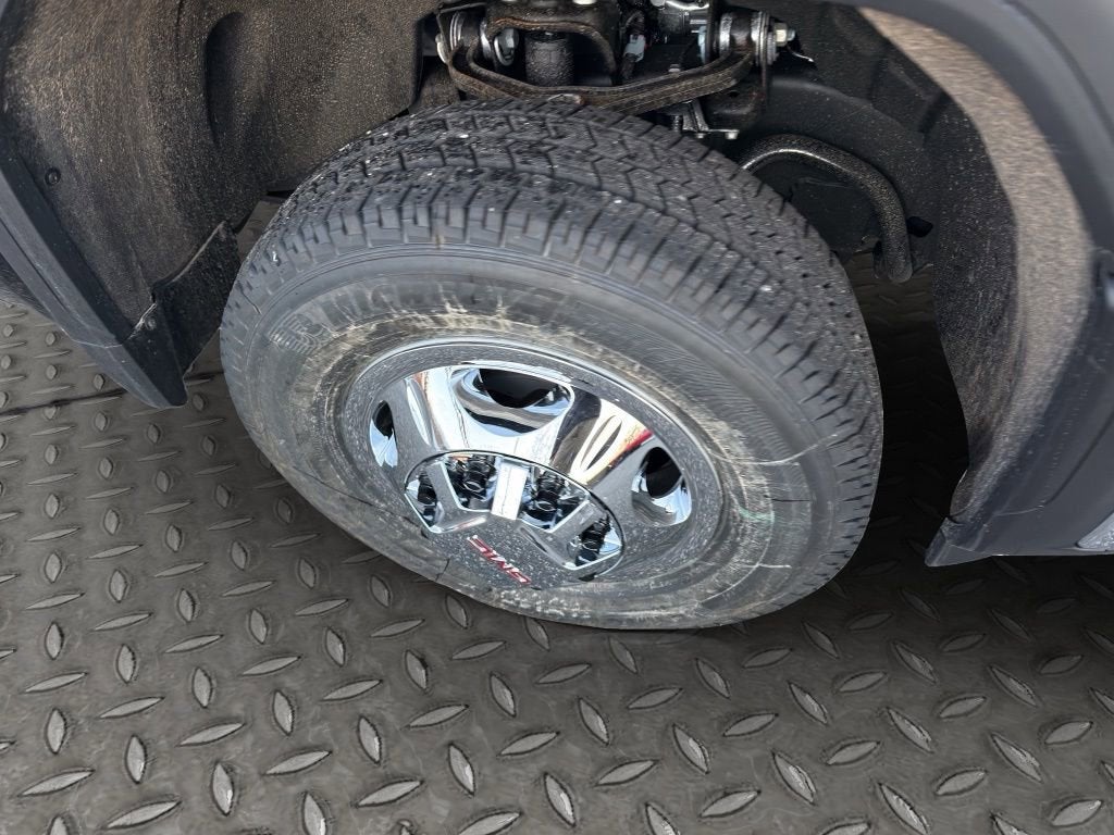 2026 GMC Sierra 3500 HD Chassis Cab SLE