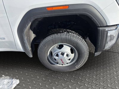 2025 GMC Sierra 3500 HD Chassis Cab Pro