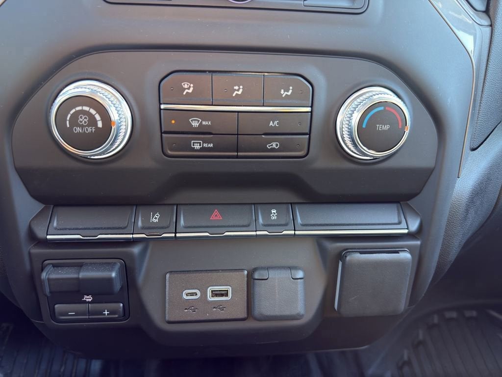 2025 GMC Sierra 3500 HD Chassis Cab Pro