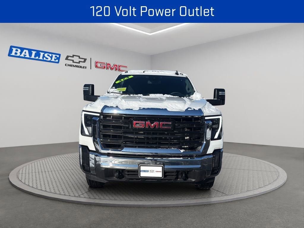 2025 GMC Sierra 3500 HD Chassis Cab Pro