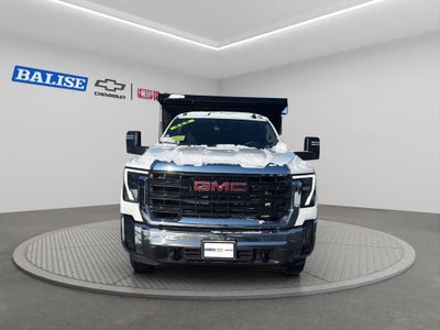 2025 GMC Sierra 3500 HD Chassis Cab Pro