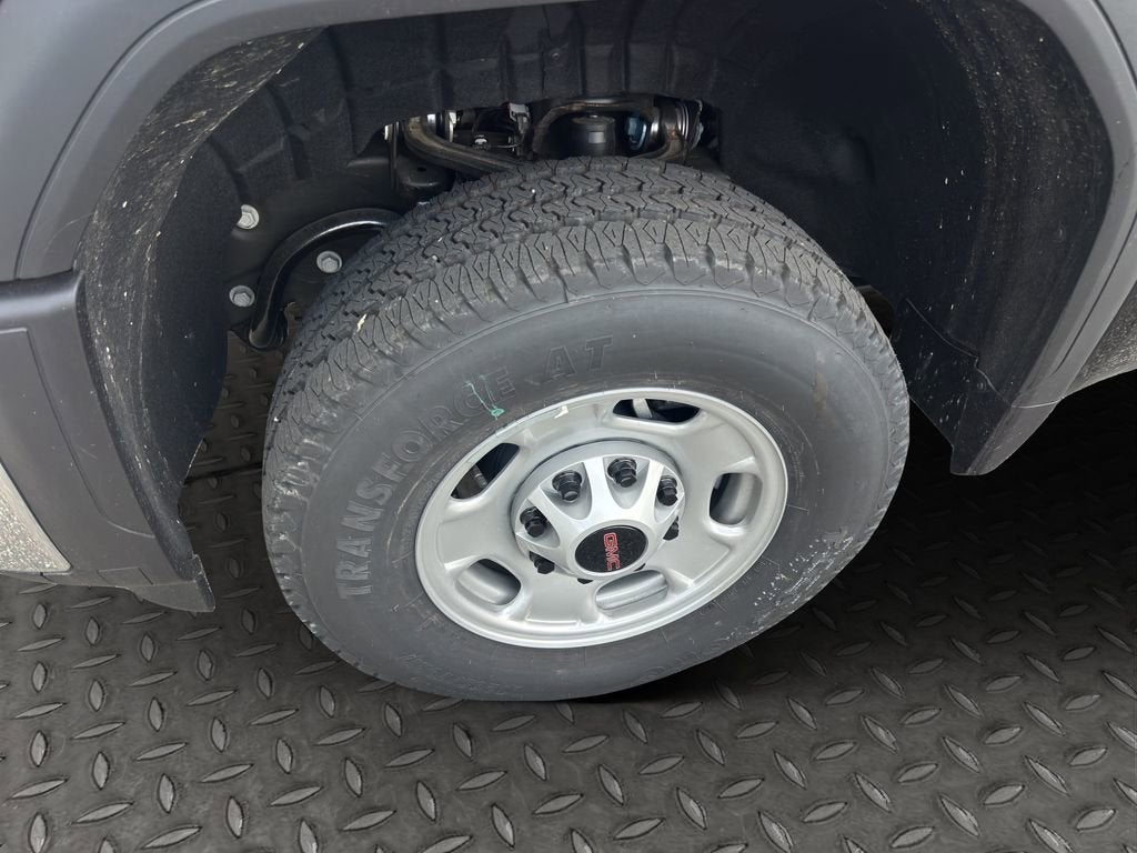 2025 GMC Sierra 2500 HD Pro