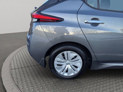 2019 Nissan LEAF S