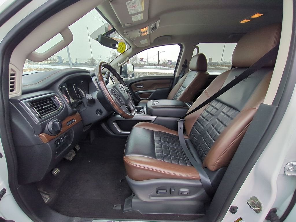 2018 Nissan TITAN XD Platinum Reserve Diesel