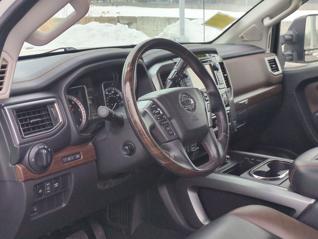 2018 Nissan TITAN XD Platinum Reserve Diesel