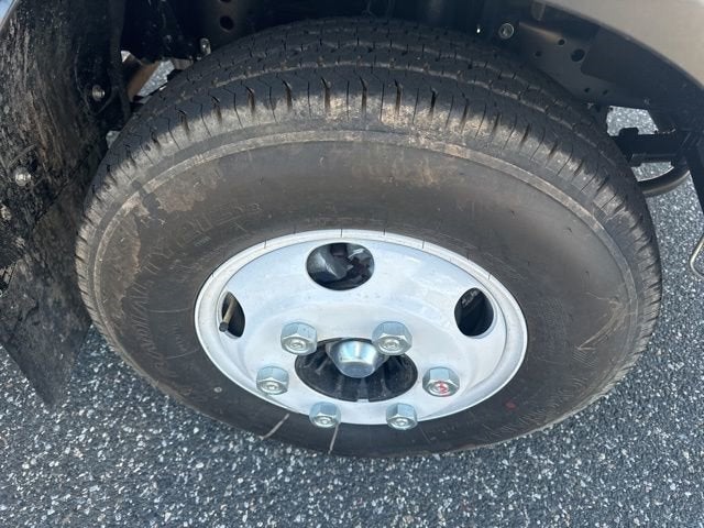 2024 Chevrolet Low Cab Forward 3500 2WD Reg Cab 176