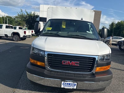 2025 GMC Savana Cutaway 3500 1WT